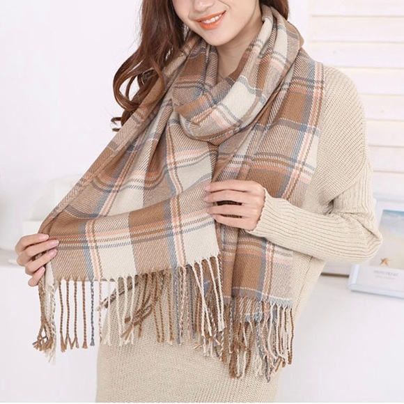 Accessories - Women’s scarf